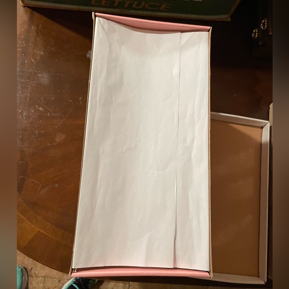 Tiny Thumbelina Doll with Certificate of Authenticity. Mint Condition! - Picture 3 of 5